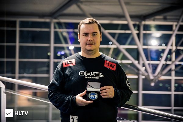 kaiyun-关于莱万多夫斯基新星突破纪录表现惊艳，C9未来可期！的信息